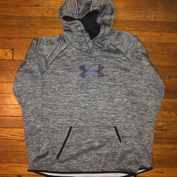Under Armour Tops - Under Armour Hoodie!